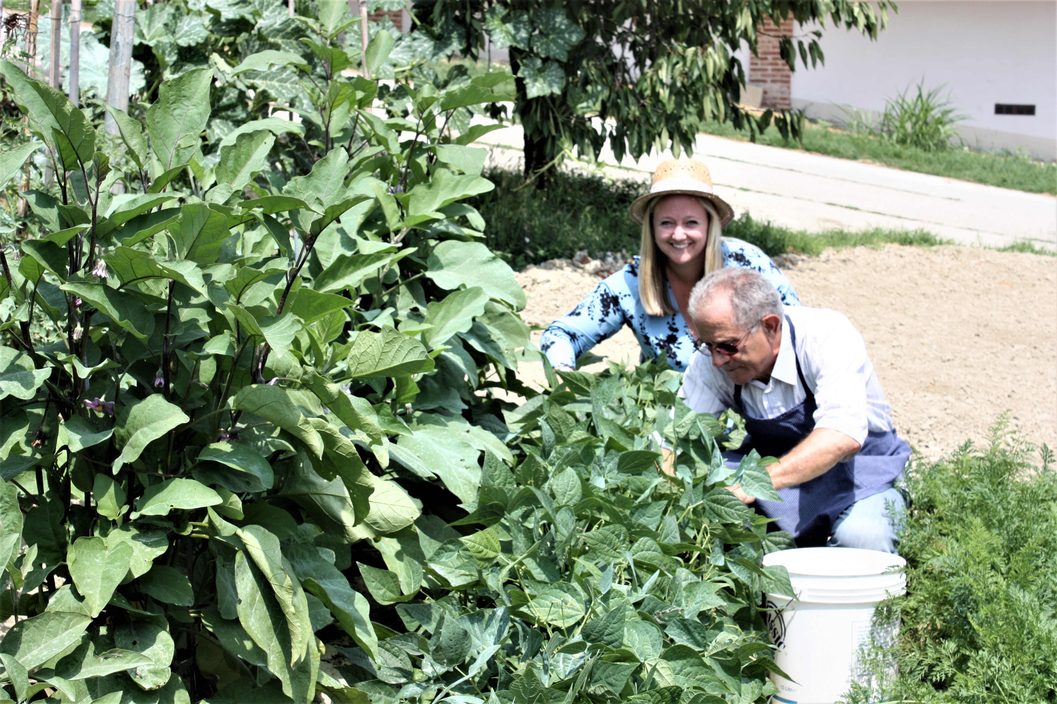 Oda and Elio Gardening